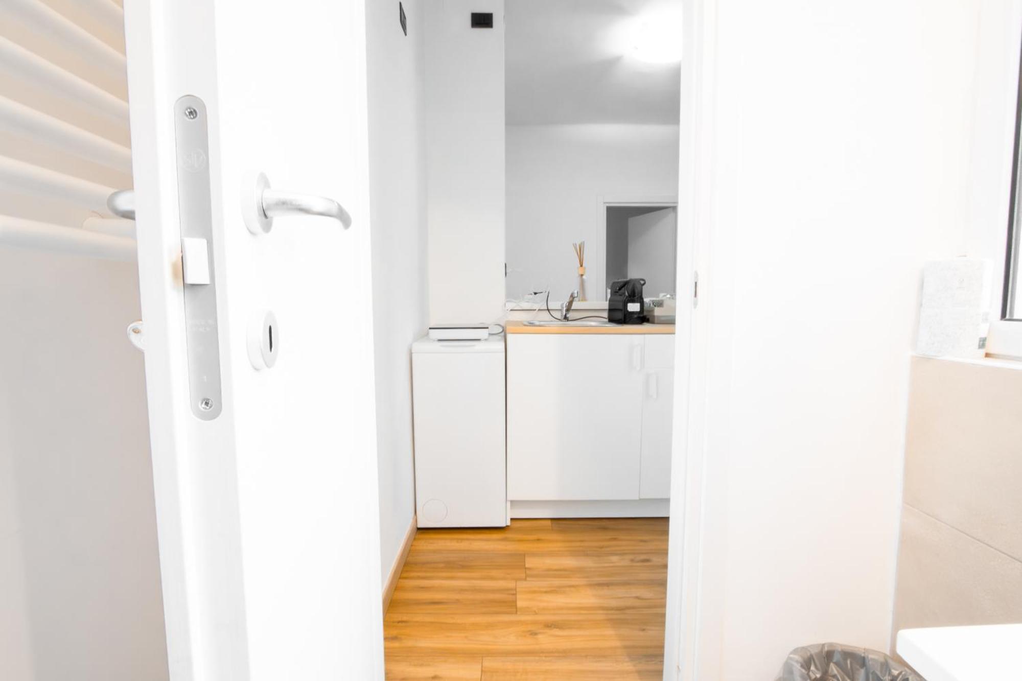Karulli Home Барі Екстер'єр фото